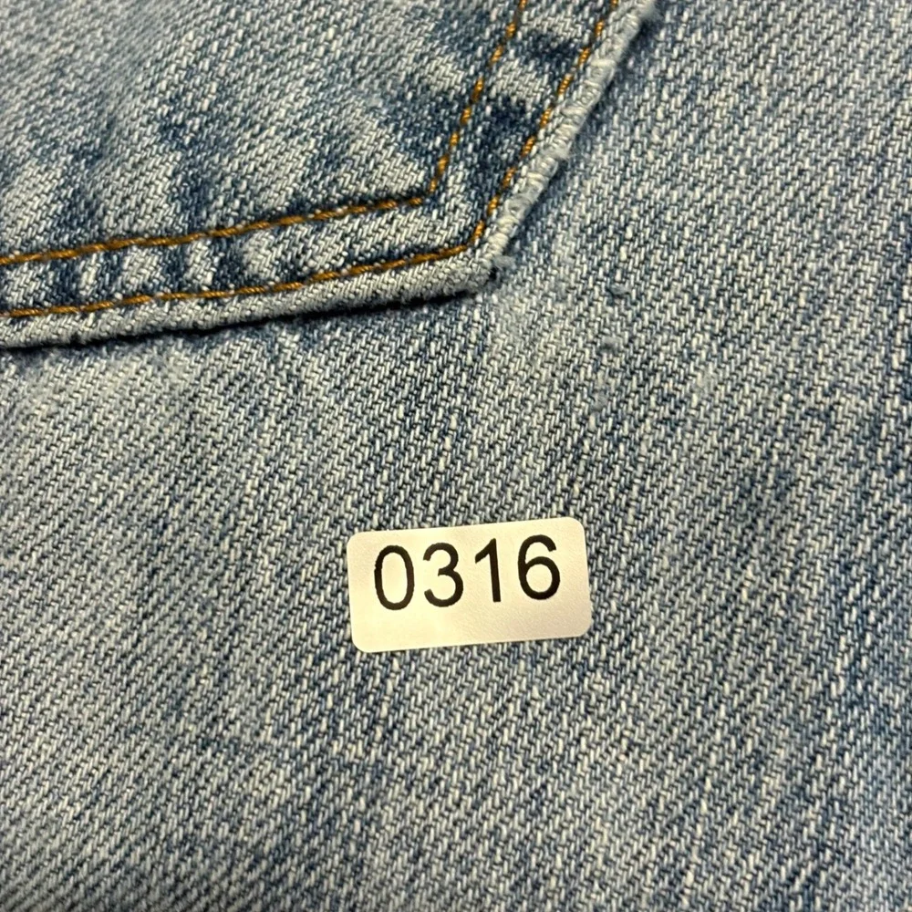Levi's 559 Relaxed Straight Jeans Mens 36x30 Light Wash Denim Blue 005598190
